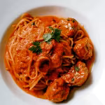 Espaguete com almôndegas